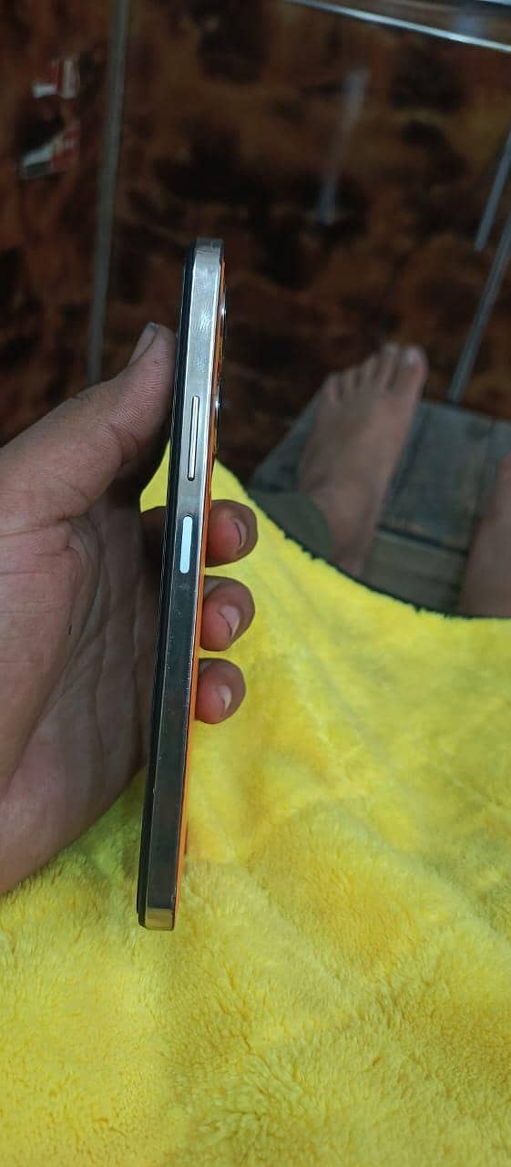 Infinix Note 30 5