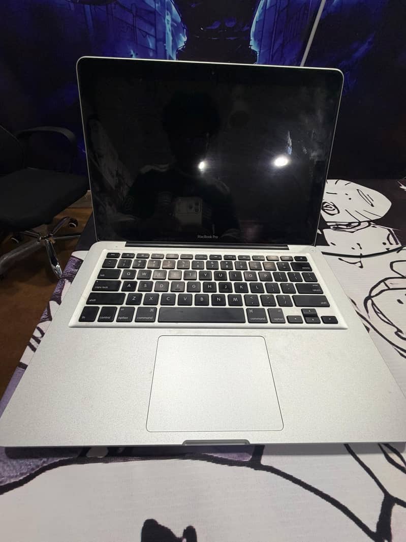 MAC BOOK PRO 0