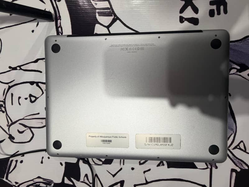 MAC BOOK PRO 3