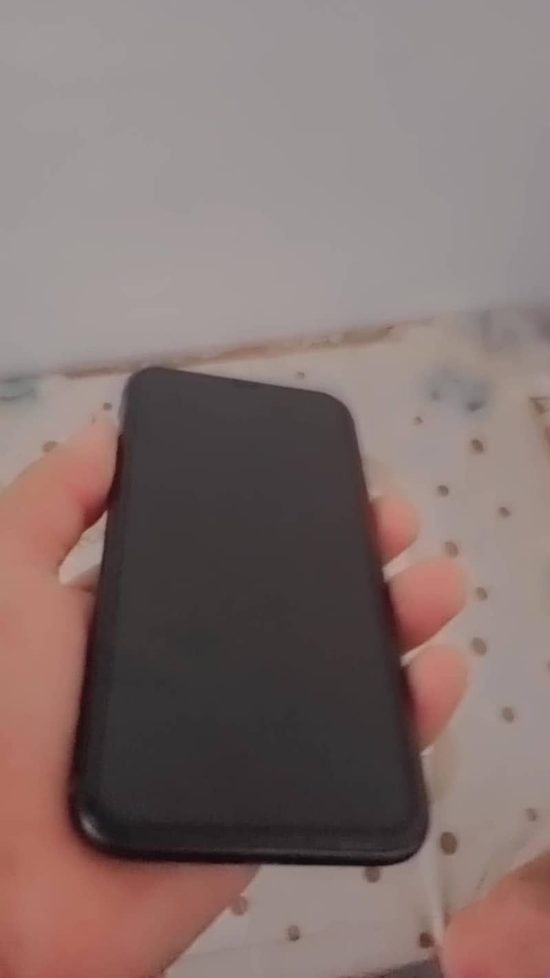 Apple iPhone 11 2