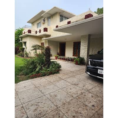 Muslim Town 2 Kanal Single 3 Bad D/D TVL Kitchen Parking Office Ky Ly Ideal