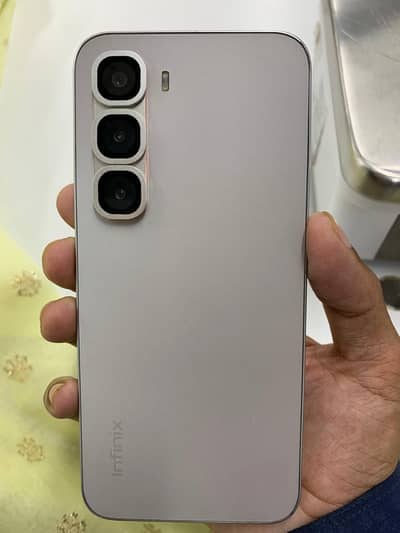 Infinix Hot 60pro 8/128