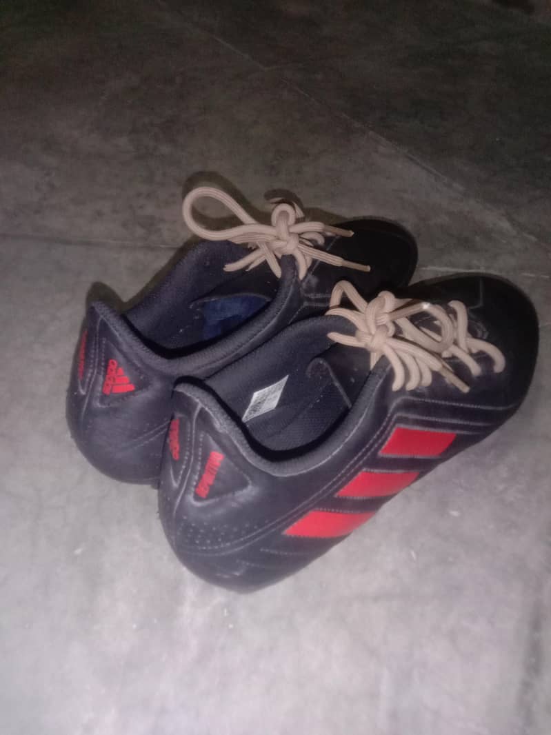 The original adidas shose MADE IN Myanmar 0