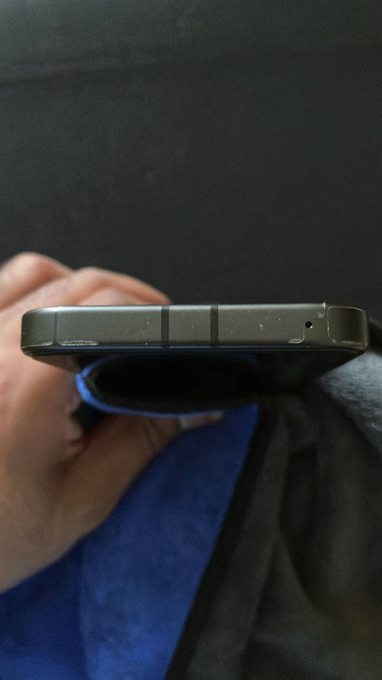 Google Pixel 9a 7