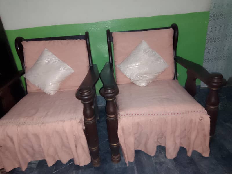1+2 saaf condition sofa 2