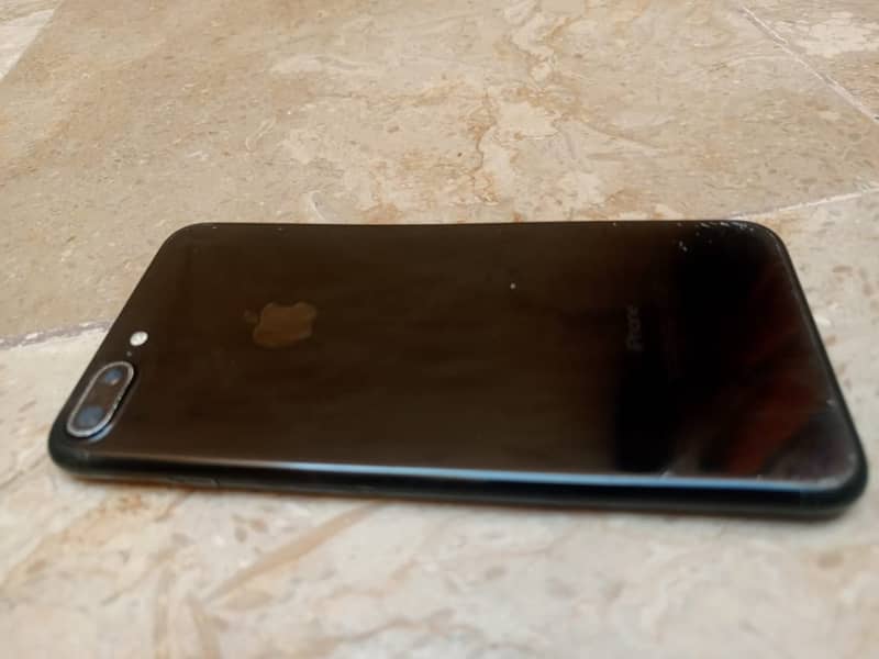 Apple iPhone 7 Plus 2
