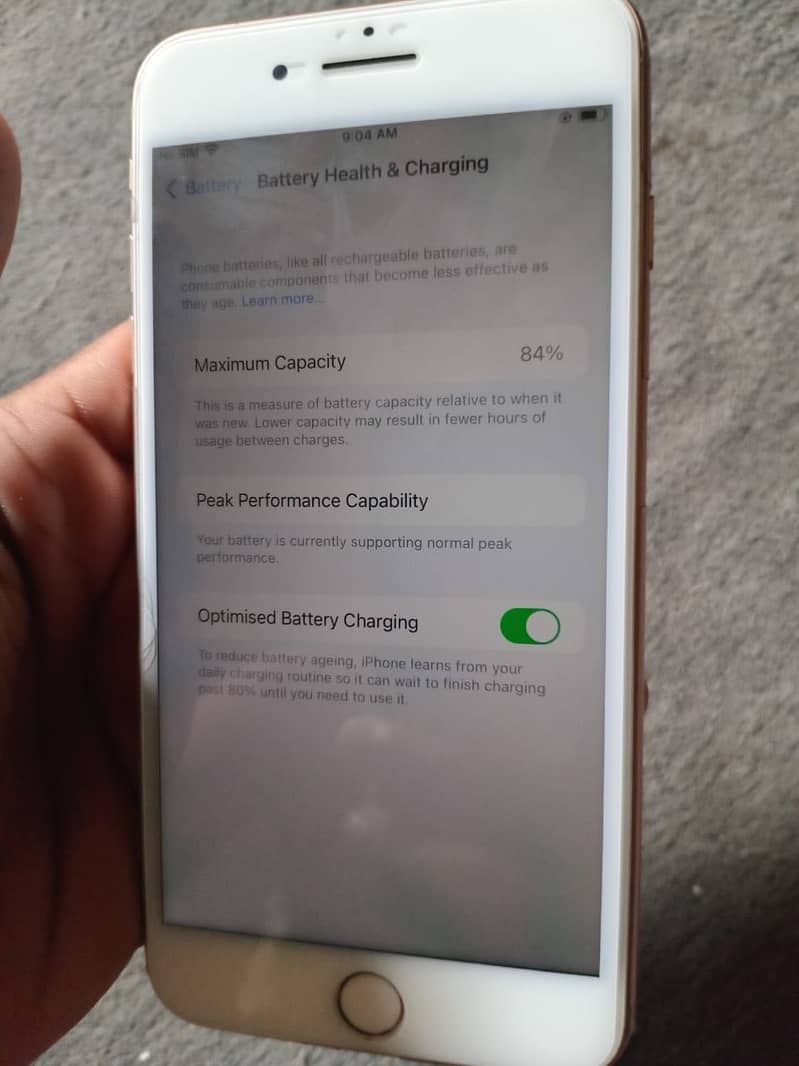 Apple iPhone 8 Plus 4