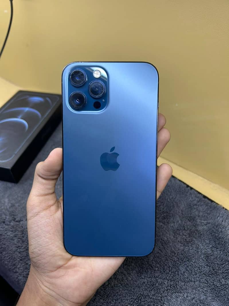 iphone 12pro max 4