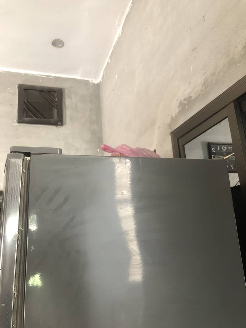 Dawlance fridge 10