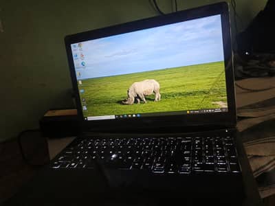 Dell 5590