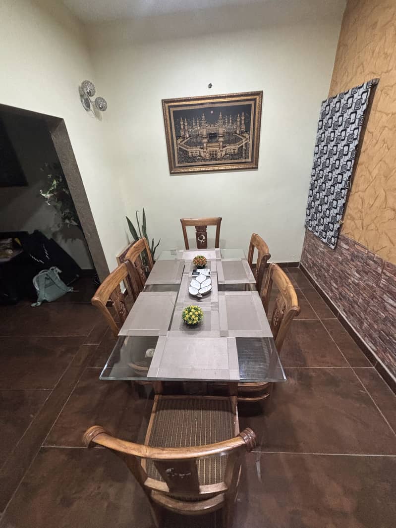 Dining table for 6 3