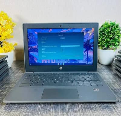 HP Chromebook G8- 8th generation 4gb Ram 32gb Storage