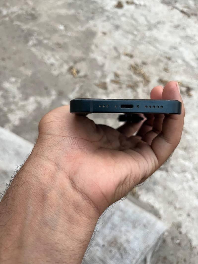 Apple iPhone 14 5