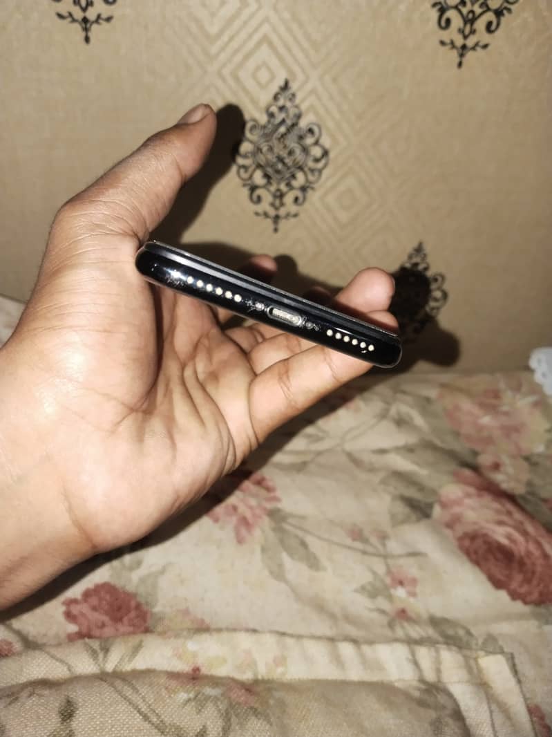 Apple iPhone X 7