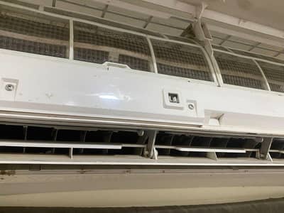 Gree 1.5 ton Non inverter