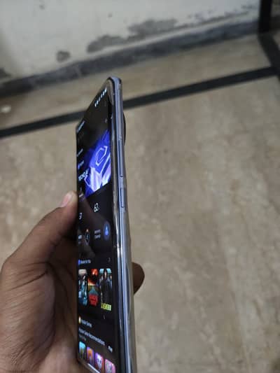 Tecno CAMON 30S 8+8 /256   10/10 just side panel braek