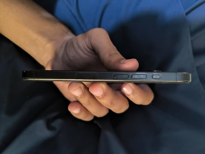Apple iPhone 15 Pro 5