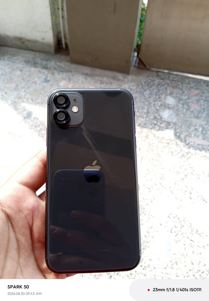 iPhone 11 2