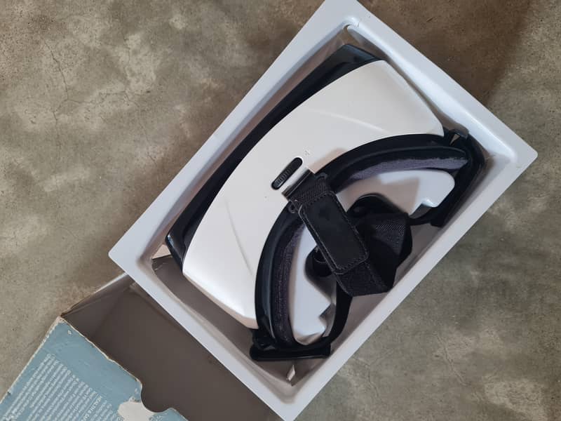 Samsung vr box 2