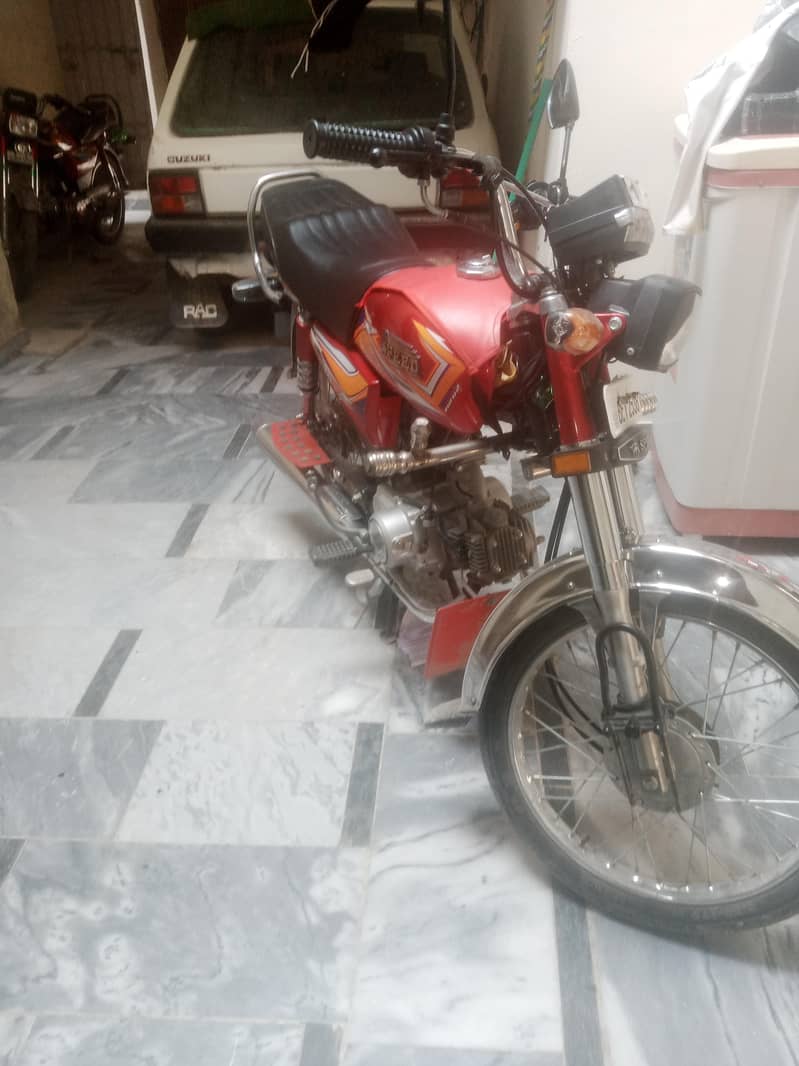 صاف بائیک ھے 4