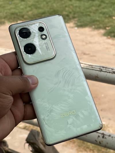 Infinix Zero 30
