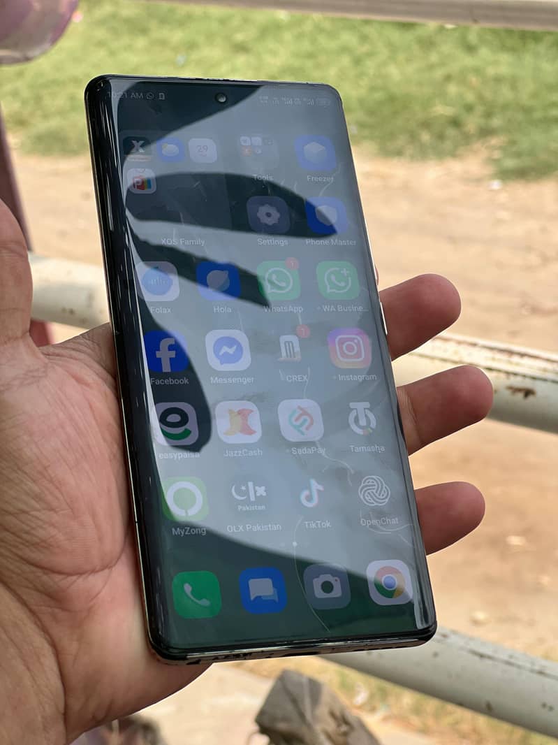 Infinix Zero 30 3