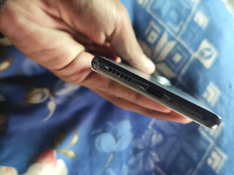 Tecno Spark 20 Pro Plus 2