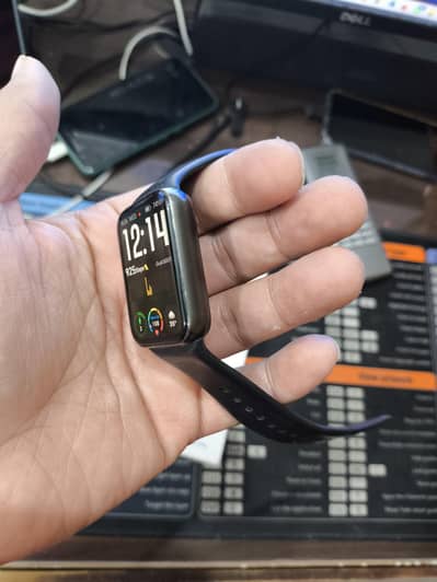 Band 9 Pro Global Version for sale.