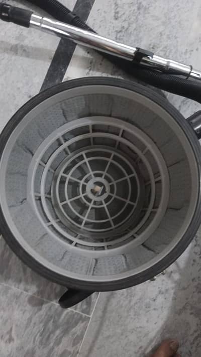 hitachi vacuum cleaner very good condition for sale