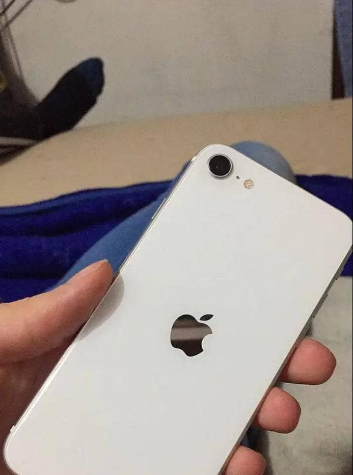 Apple iPhone SE 2 2