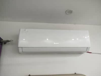 Green 1.5 ton inverter Ac