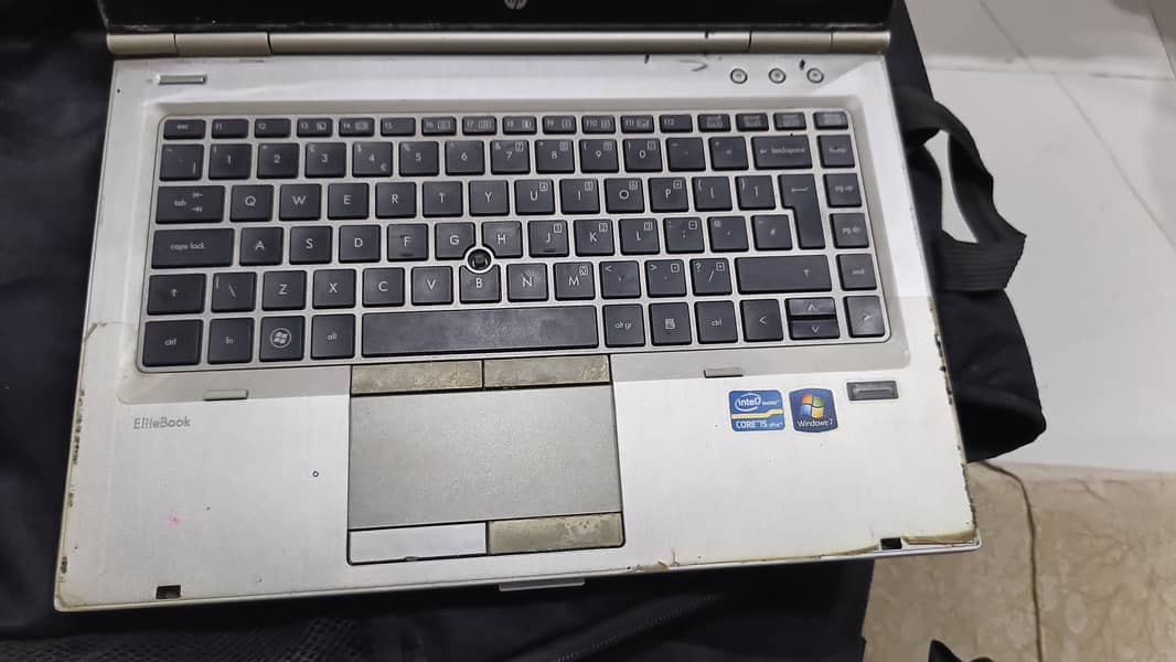 HP Coure I5 Second Generation 1