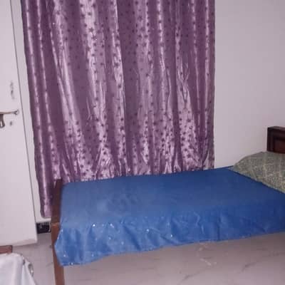 ROOM FOR FEMALE IN GIRLS HOSTEL satellite town rawalpindi