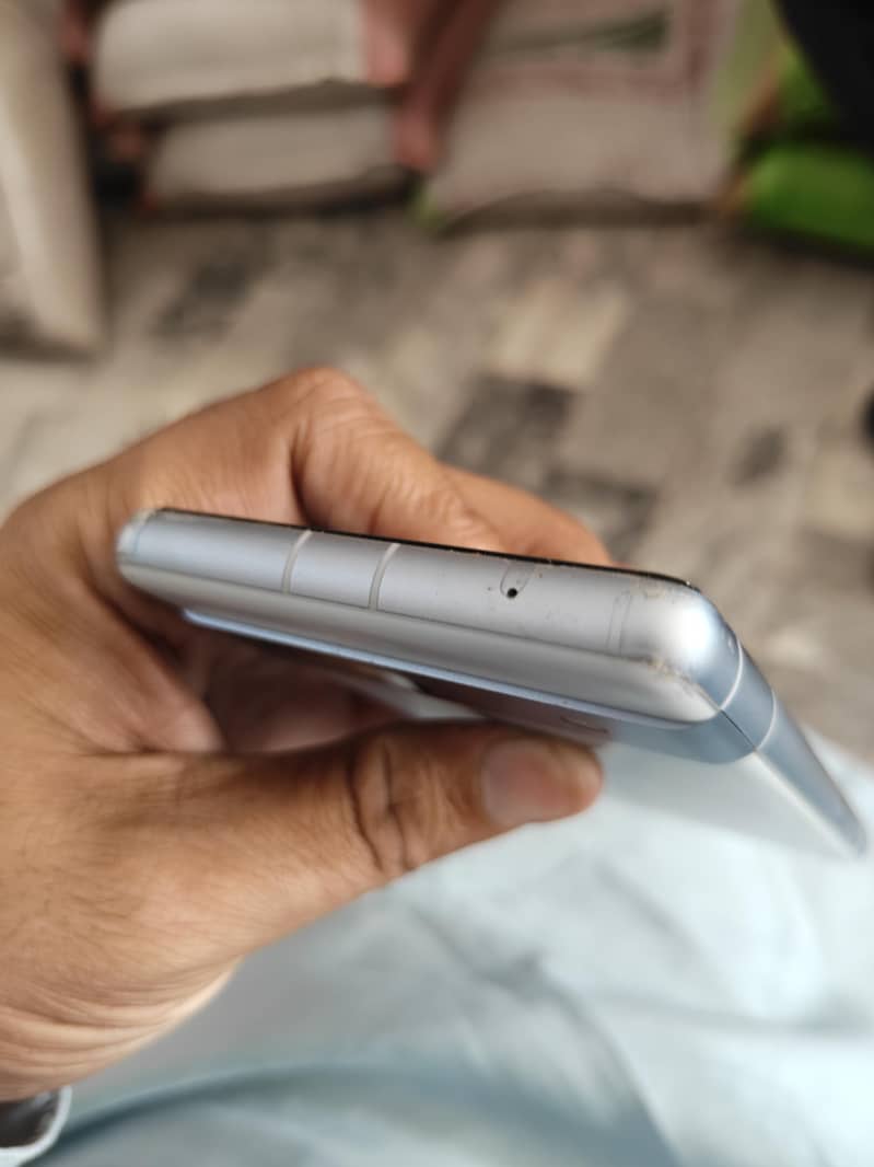 Google Pixel 7a 3