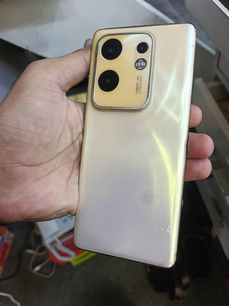 Infinix Zero 30 4
