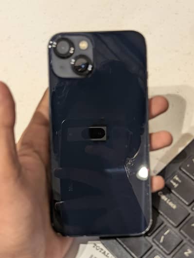 Apple iPhone 13