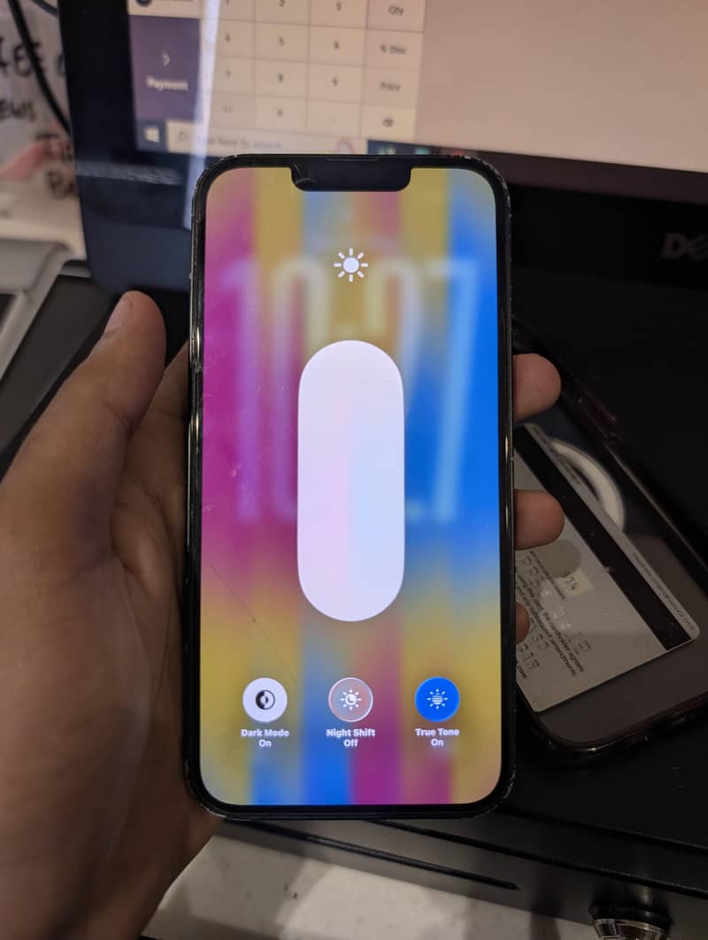 Apple iPhone 13 9