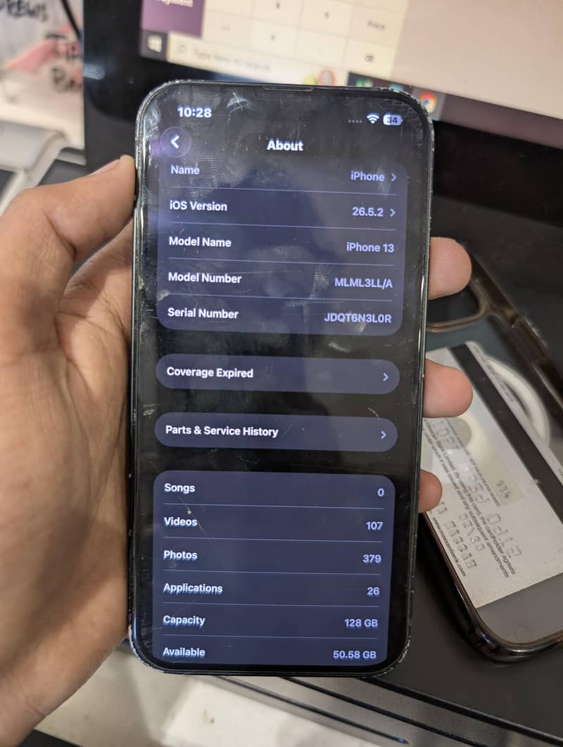 Apple iPhone 13 13