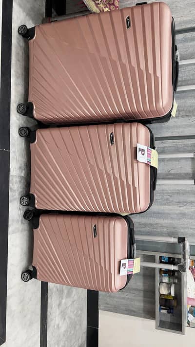 New branded 3 suitcase box pack need money urgent sale. .