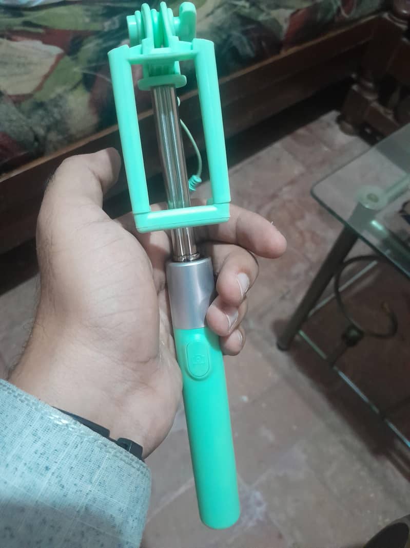 selfie stick 0