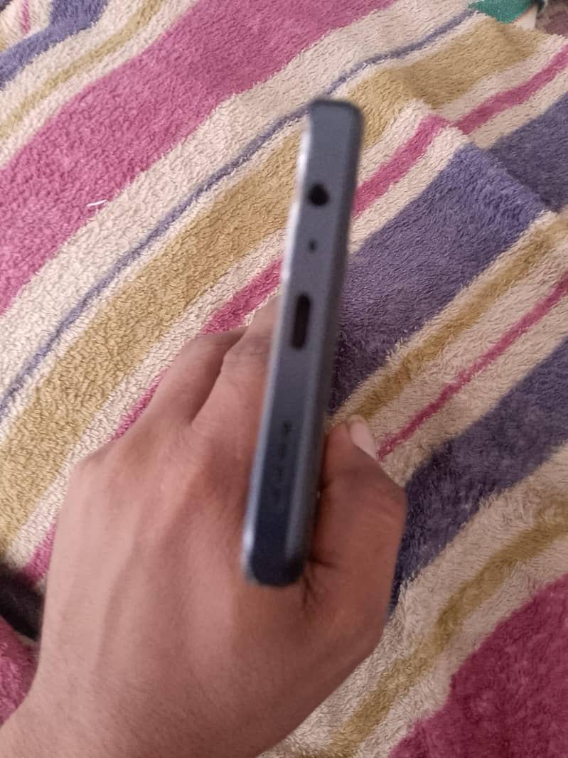 Realme  note 70 2