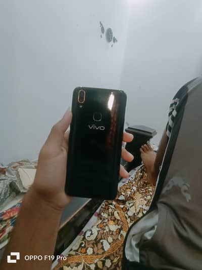 Vivo Y85 behas waly customer dur rahy