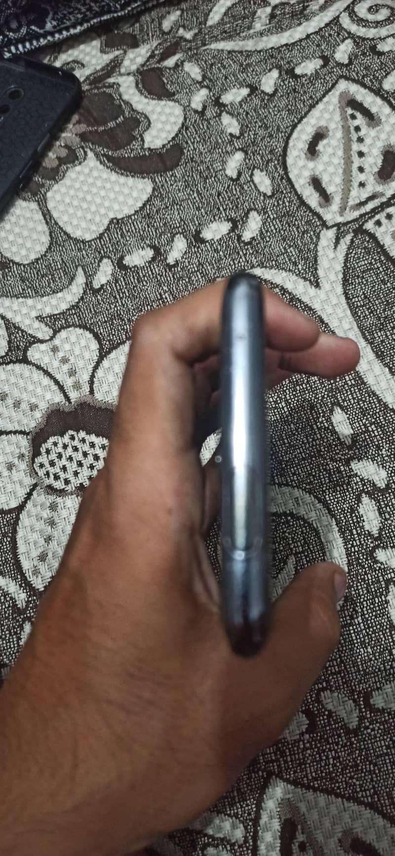 One Plus 7 Pro 3