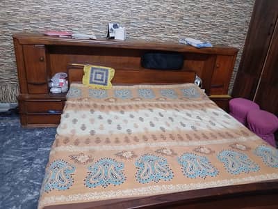 Used Furniture for Sale in Multan
