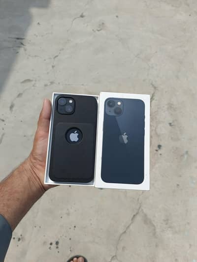 simple iPhone 13 128gb non pta jv sim  box cebal available hai