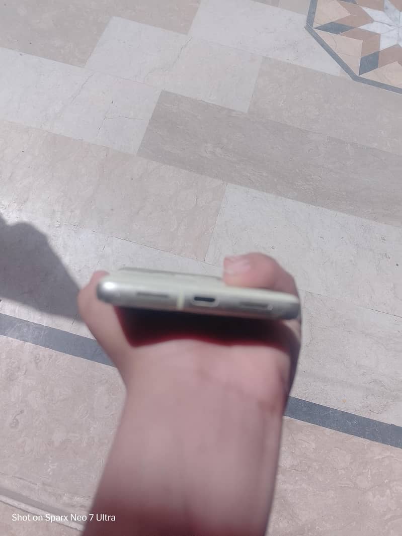 Google Pixel 7a 1