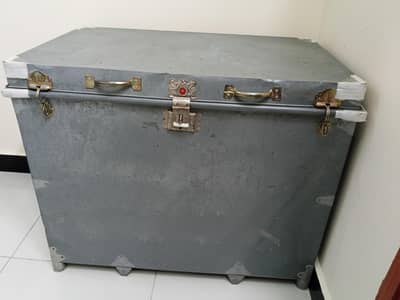 Trunk  for sale is on good condition