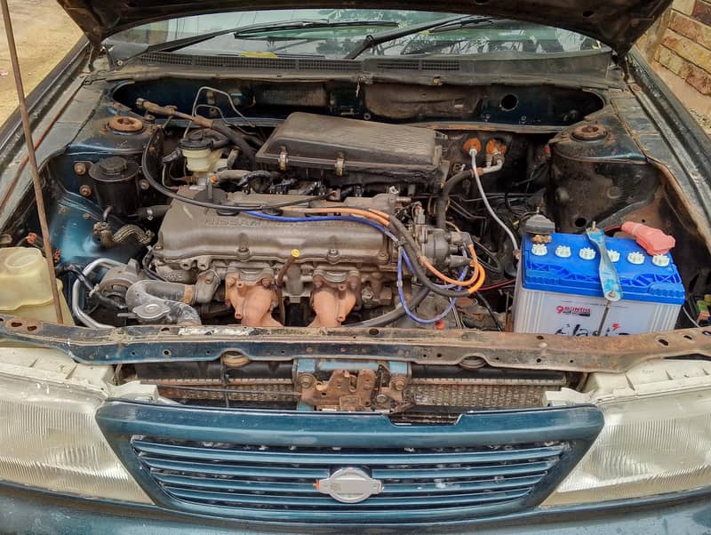 Nissan Sunny 1995 automatic 8
