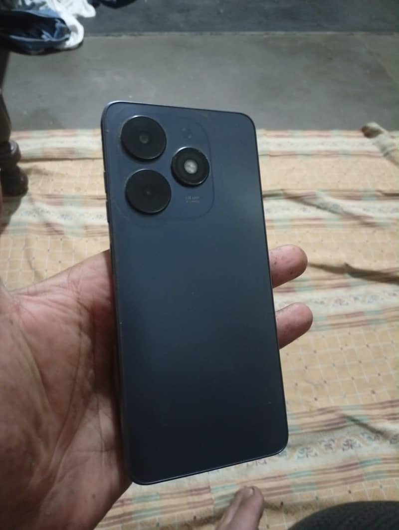 Tecno Spark Go 0