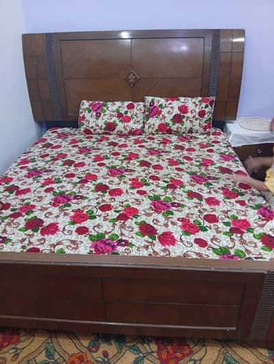 Bed Set for sale.